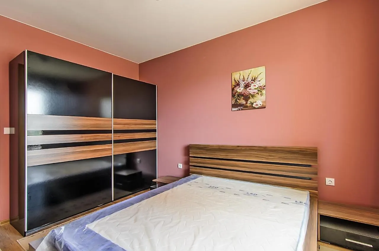 Apartment Sanik Βάρνα 0*,